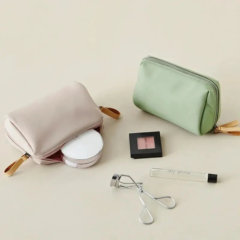 2025 New Women Cosmetic Bag Solid Colour Korean Style Makeup Bag Pouch Toiletry Bag Waterproof Makeup Organizer Case Luxury Bag