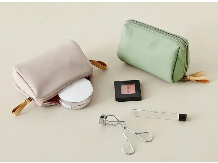 2025 New Women Cosmetic Bag Solid Colour Korean Style Makeup Bag Pouch Toiletry Bag Waterproof Makeup Organizer Case Luxury Bag